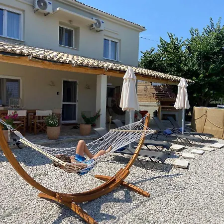 Villekoulla * Agnítsini